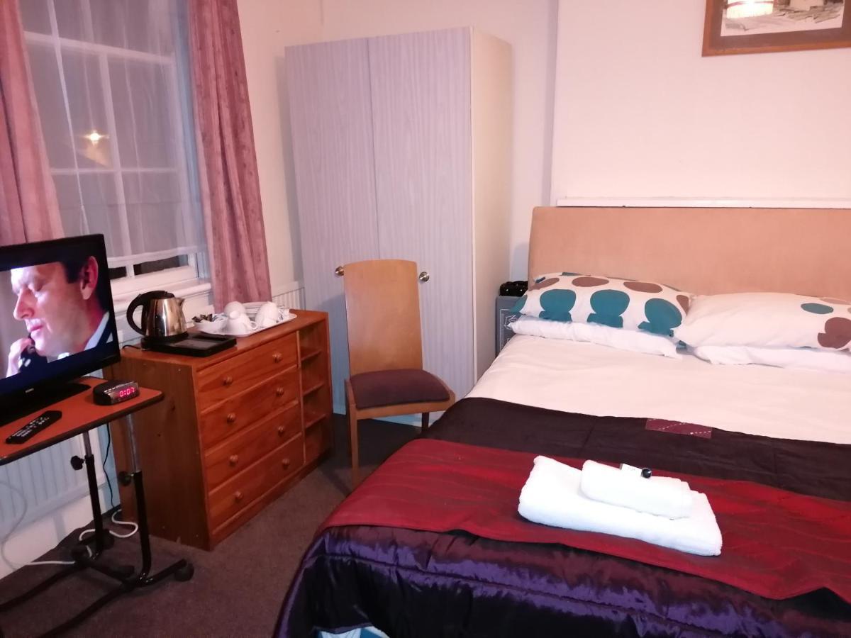Overton Villa Hotel Llandudno Extérieur photo