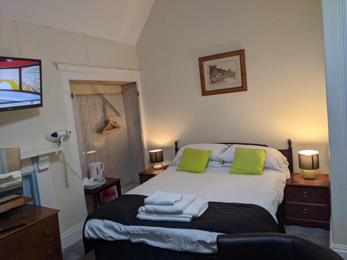 Overton Villa Hotel Llandudno Extérieur photo