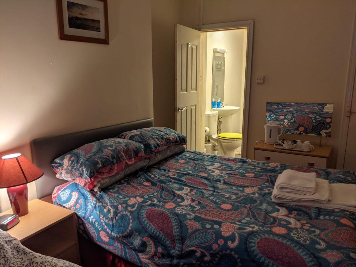 Overton Villa Hotel Llandudno Extérieur photo
